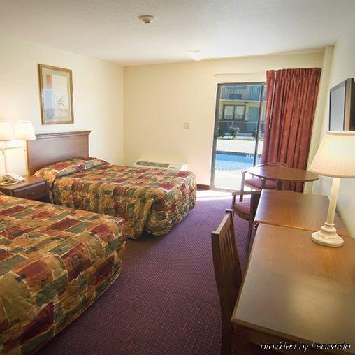 Marina Inn & Suites Chalmette-New Orleans חדר תמונה
