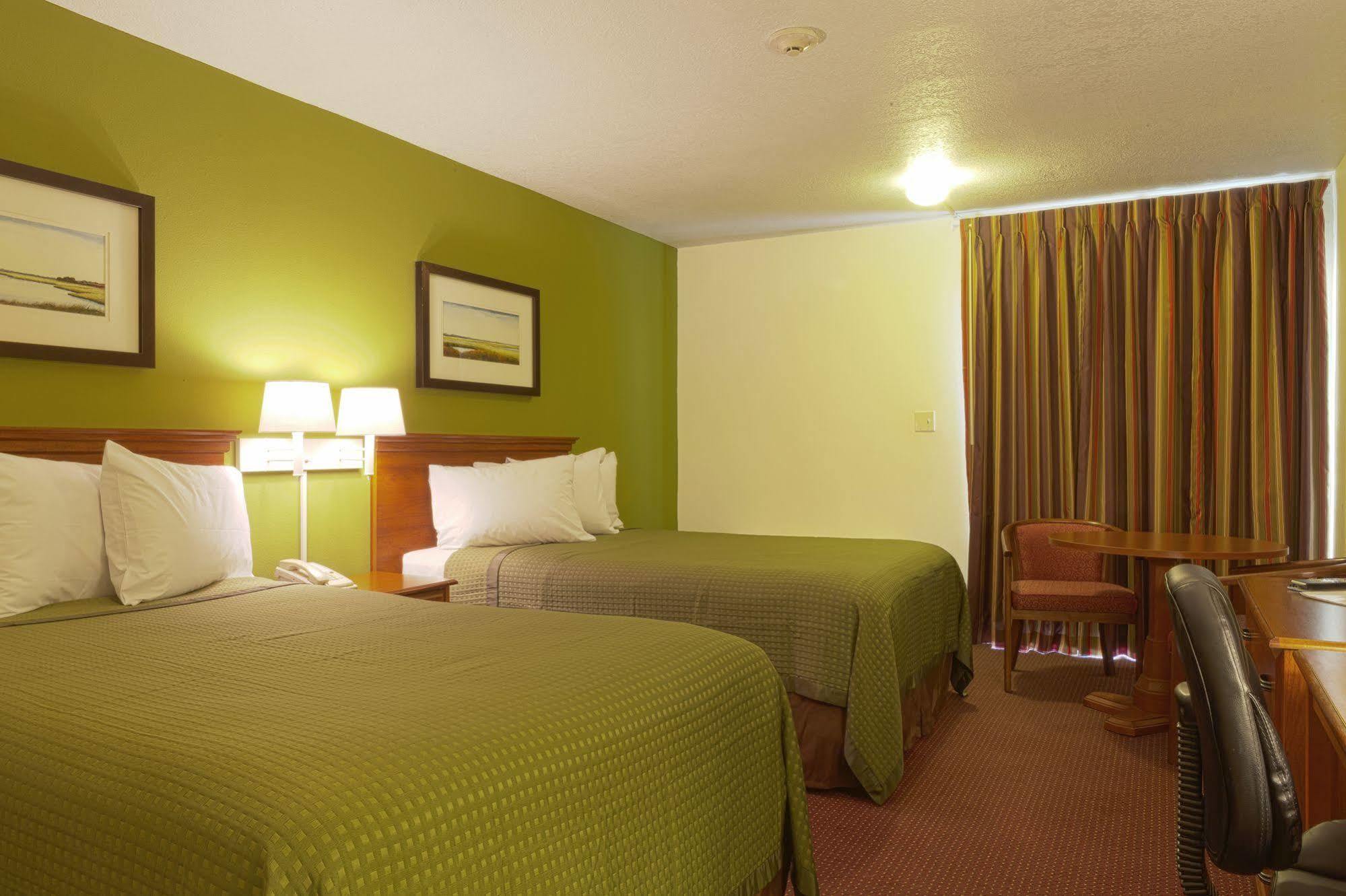Marina Inn & Suites Chalmette-New Orleans מראה חיצוני תמונה