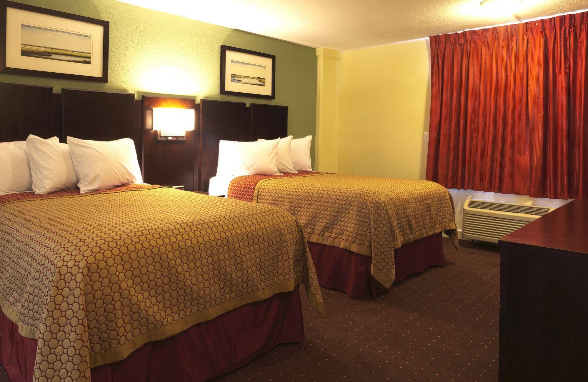 Marina Inn & Suites Chalmette-New Orleans מראה חיצוני תמונה